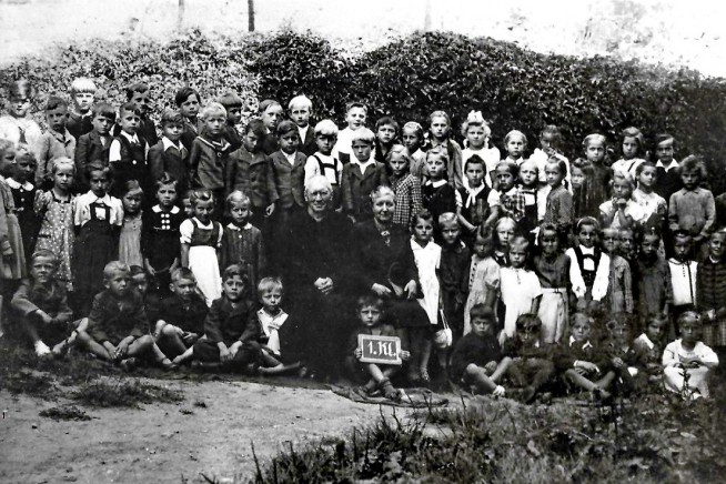 n-kindheiut-kl1-haunschmid.jpg