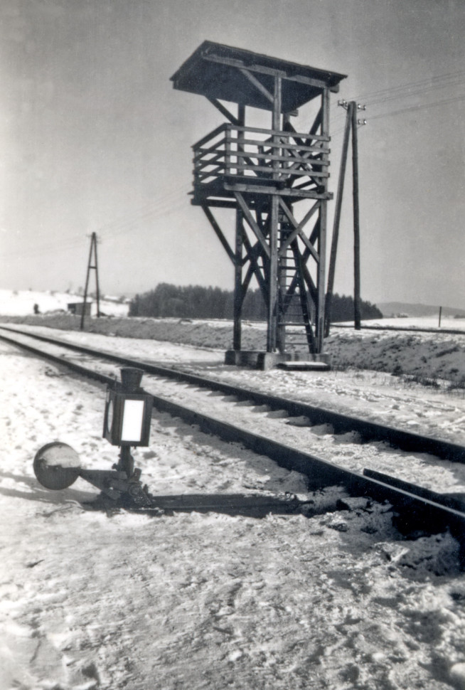 2-1946-nach-b-zollnerturm-ost-ansicht-w.-lg.umbauerleopoldrb.jpg